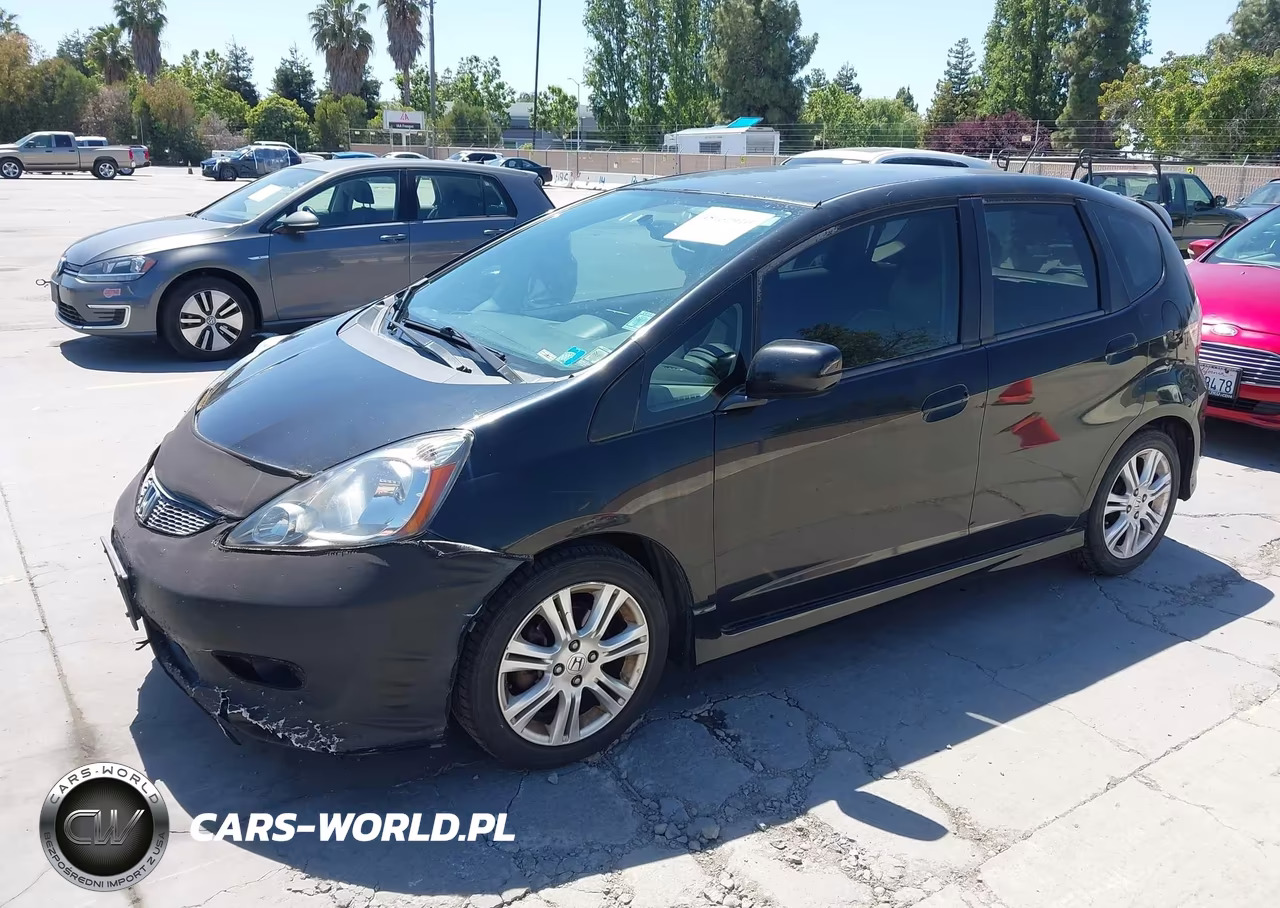 2010 Honda Fit Sport VIN:JHMGE8H42AC002515 - 2