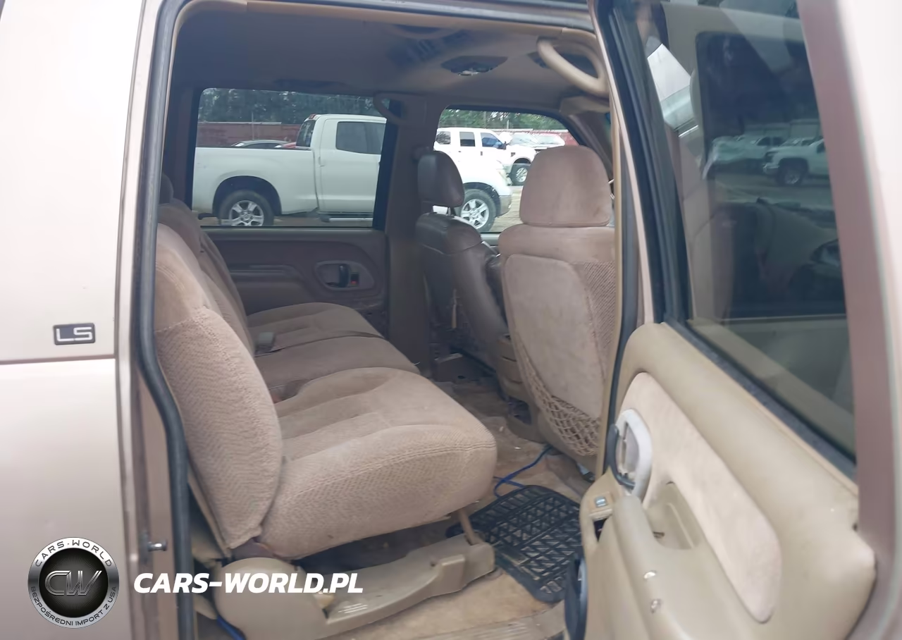 1995 Chevrolet Suburban C1500 VIN:1GNEC16K3SJ301281 - 8