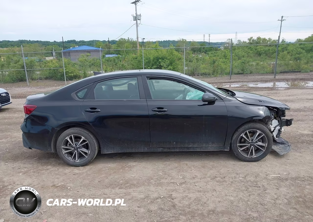 2023 Kia Forte Lxs VIN:3KPF24AD4PE530745 - 14