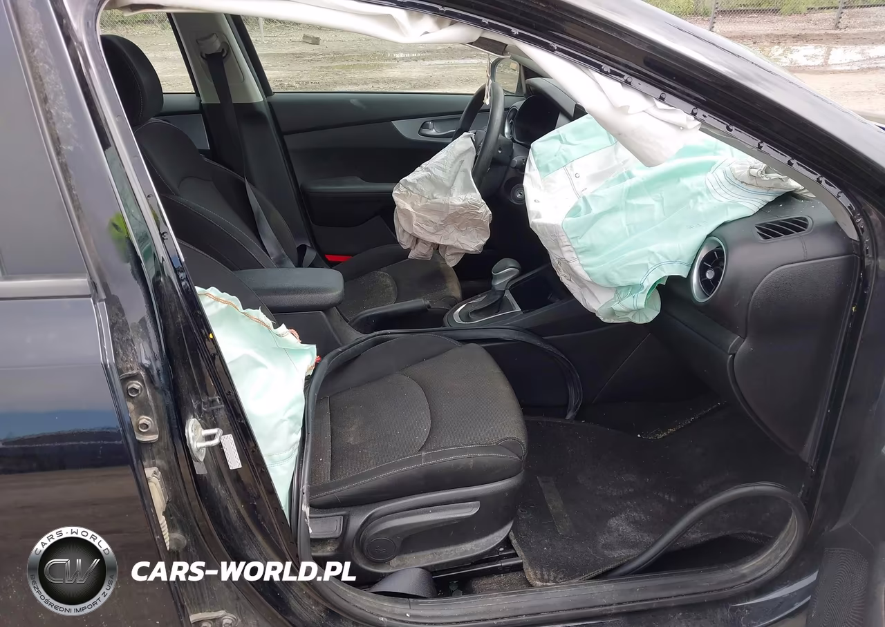 2023 Kia Forte Lxs VIN:3KPF24AD4PE530745 - 5