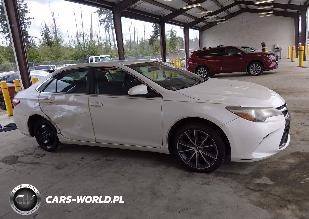 2015 Toyota Camry Xse VIN:4T1BF1FK8FU113178 - 13