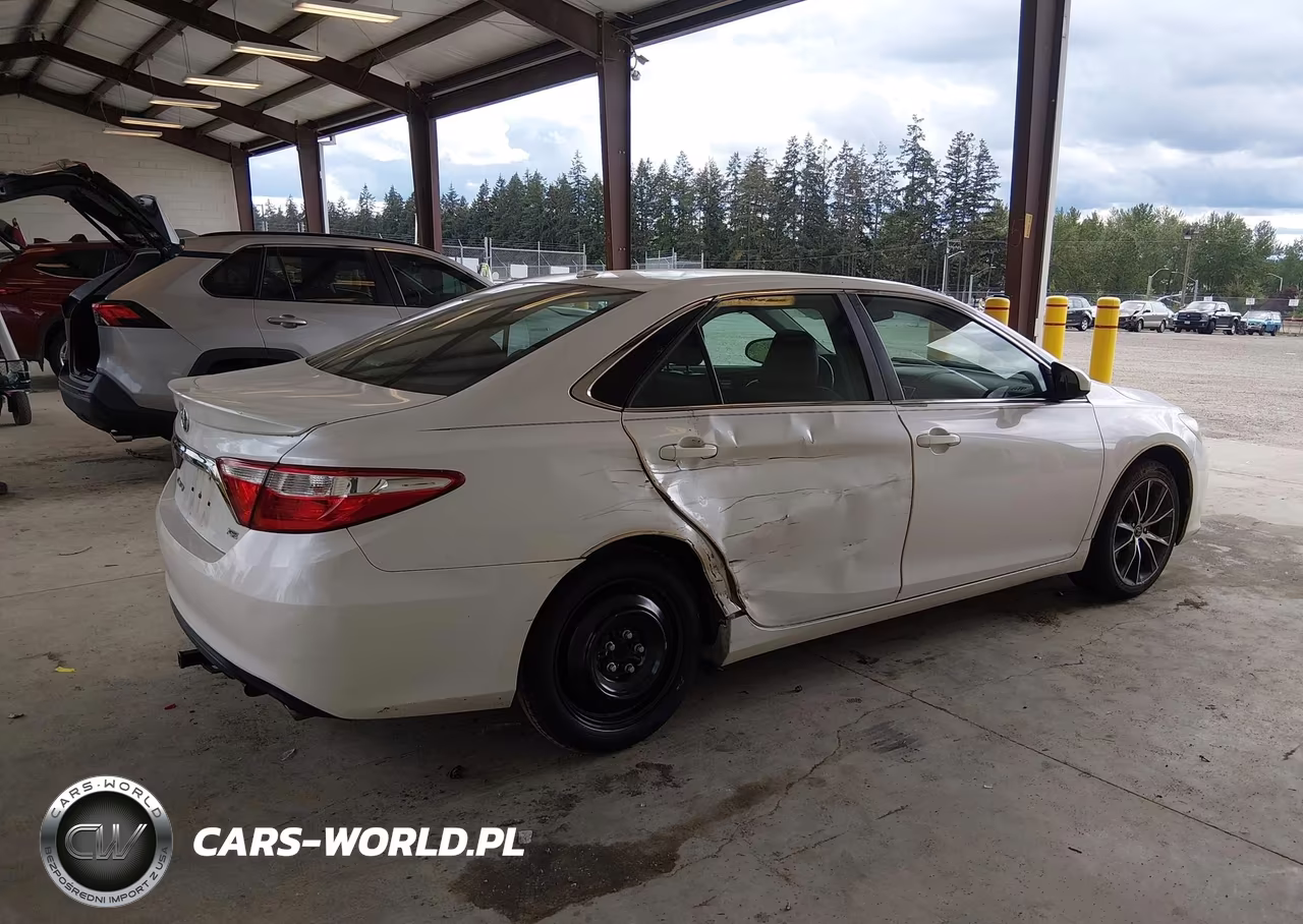 2015 Toyota Camry Xse VIN:4T1BF1FK8FU113178 - 6