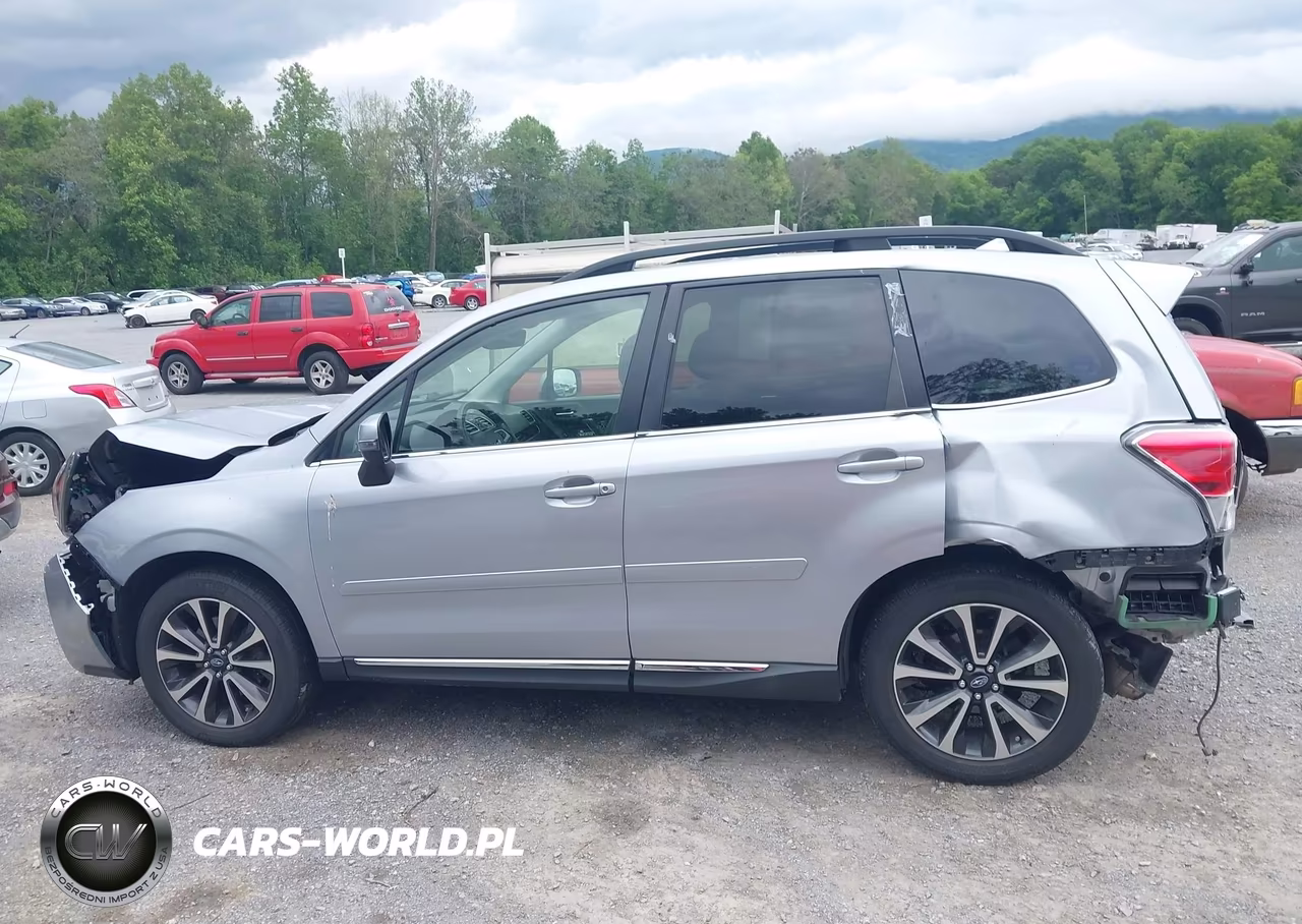 2018 Subaru Forester 2.0Xt Touring VIN:JF2SJGWCXJH558958 - 15