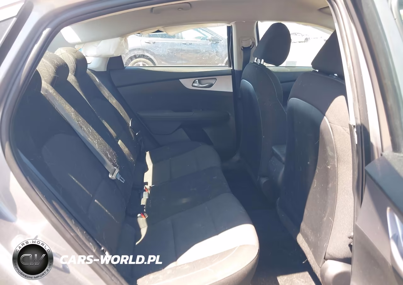 2023 Kia Forte Lxs VIN:3KPF24AD1PE542061 - 8