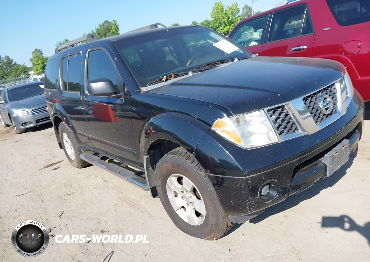 2005 Nissan Pathfinder Xe