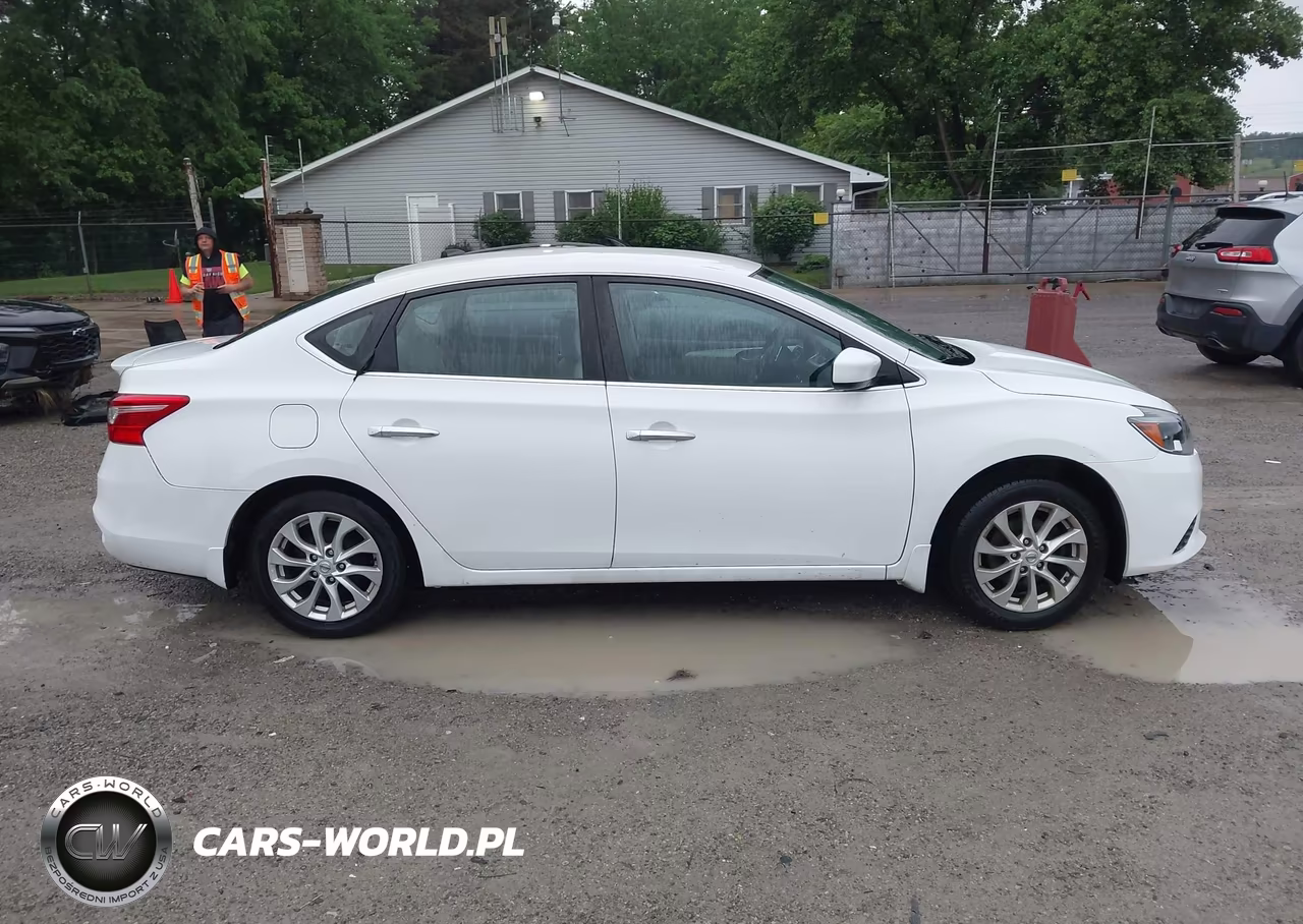 2017 Nissan Sentra S VIN:3N1AB7AP4HY364929 - 13