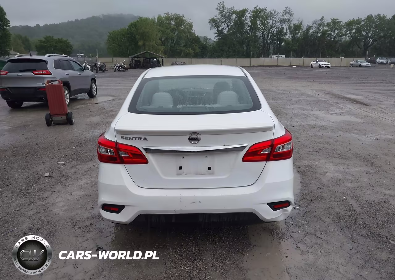 2017 Nissan Sentra S VIN:3N1AB7AP4HY364929 - 16