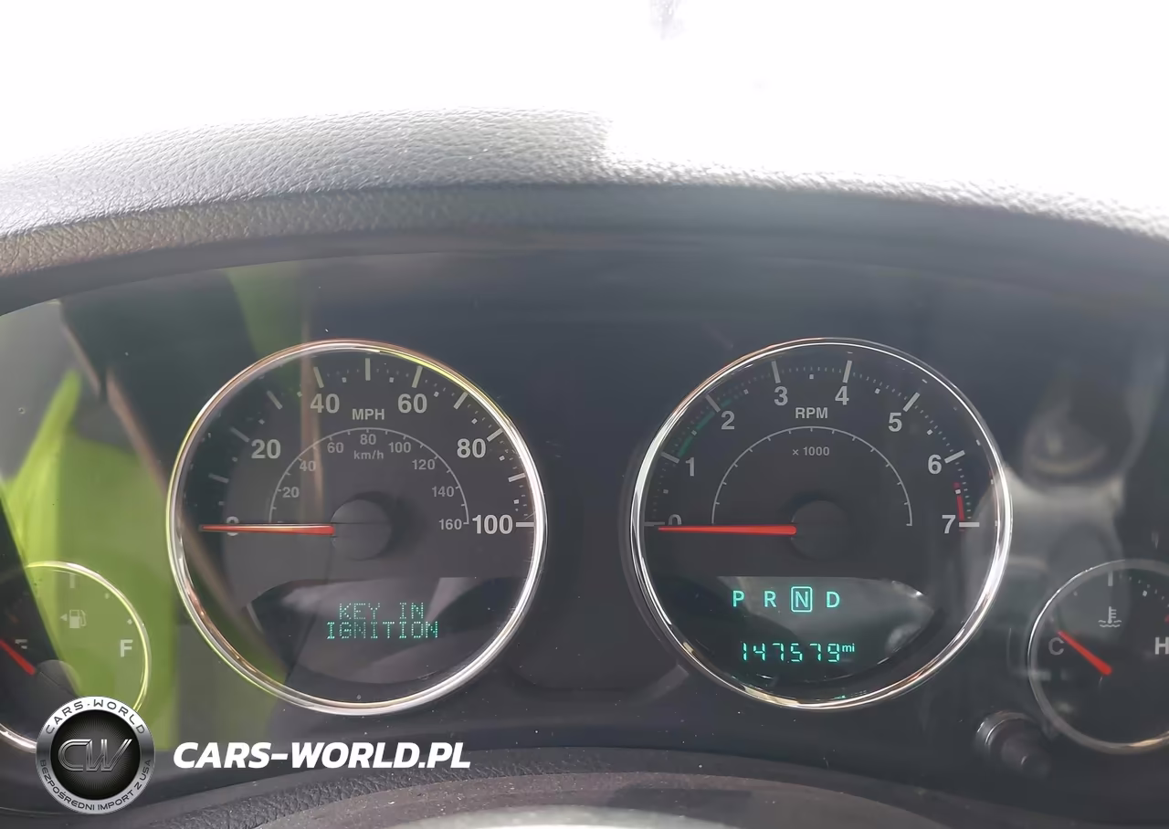 2015 Jeep Wrangler Unlimited Sport VIN:1C4HJWDG8FL761229 - 7