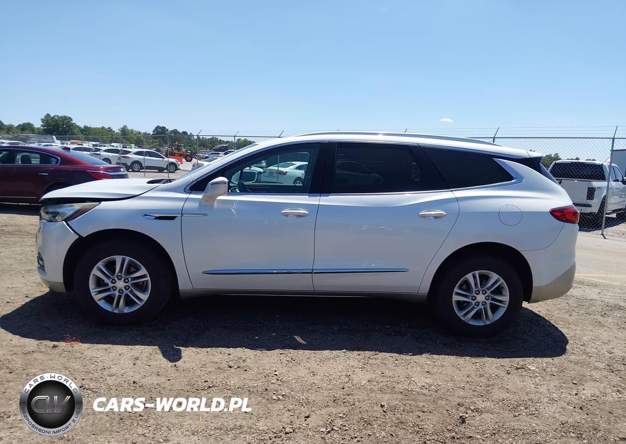 2018 Buick Enclave Essence VIN:5GAERBKW6JJ142133 - 14