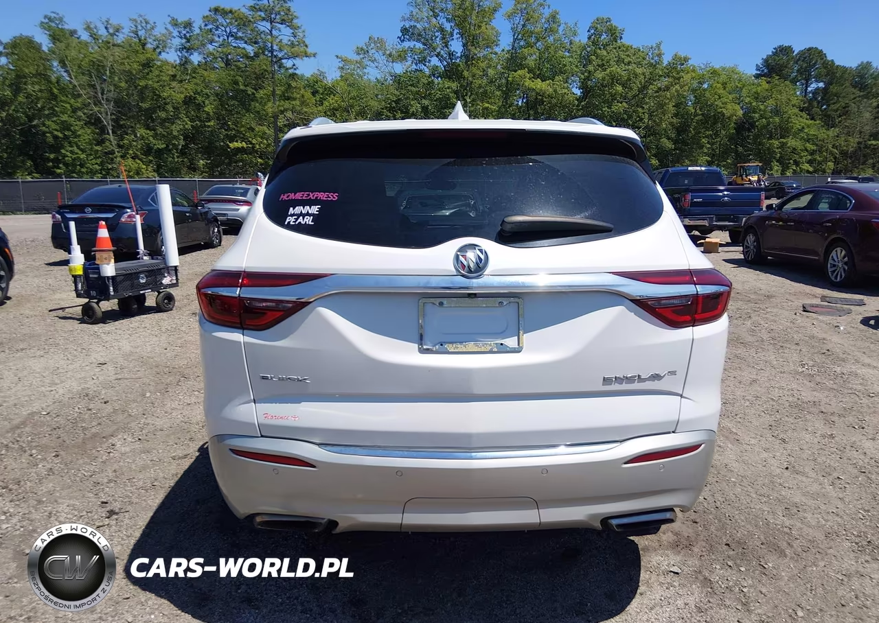 2018 Buick Enclave Essence VIN:5GAERBKW6JJ142133 - 16