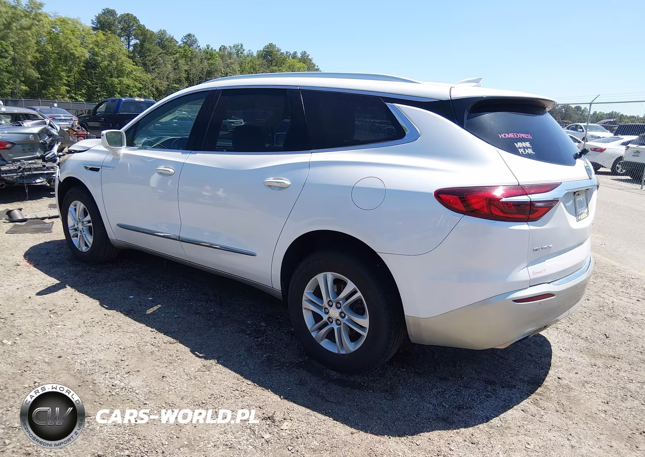 2018 Buick Enclave Essence VIN:5GAERBKW6JJ142133 - 3