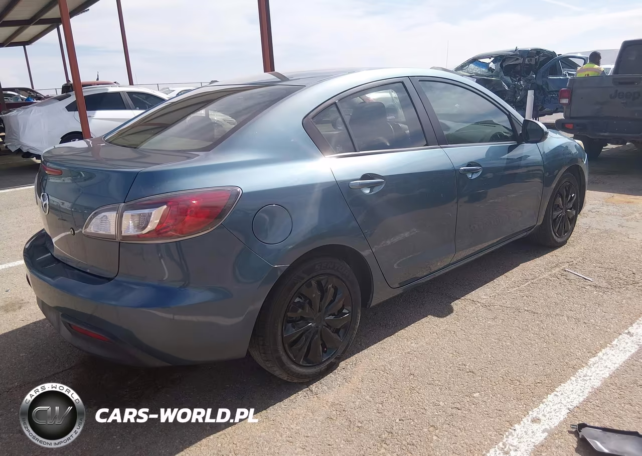 2011 Mazda Mazda3 I Sport VIN:JM1BL1UF8B1485991 - 4