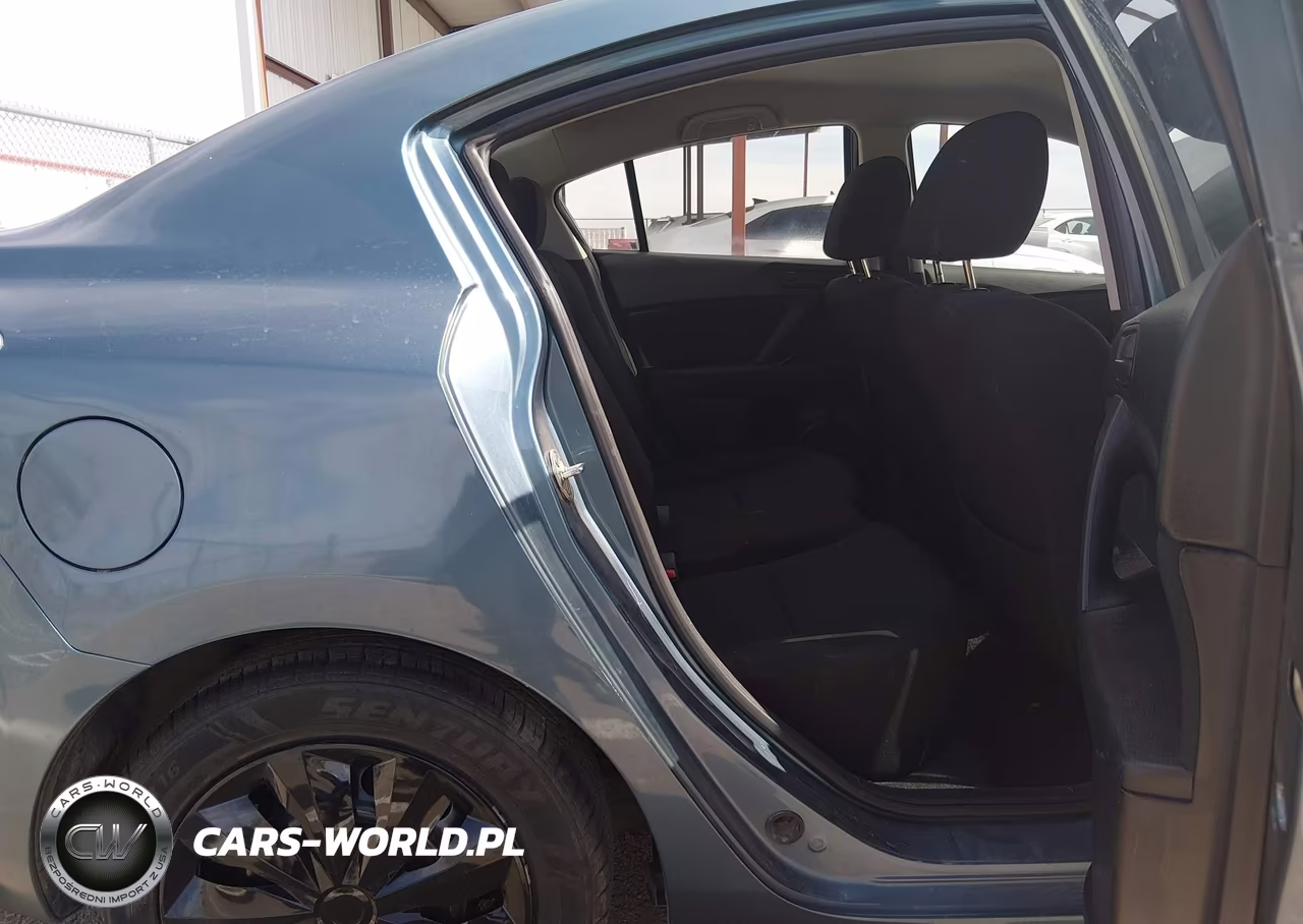 2011 Mazda Mazda3 I Sport VIN:JM1BL1UF8B1485991 - 8