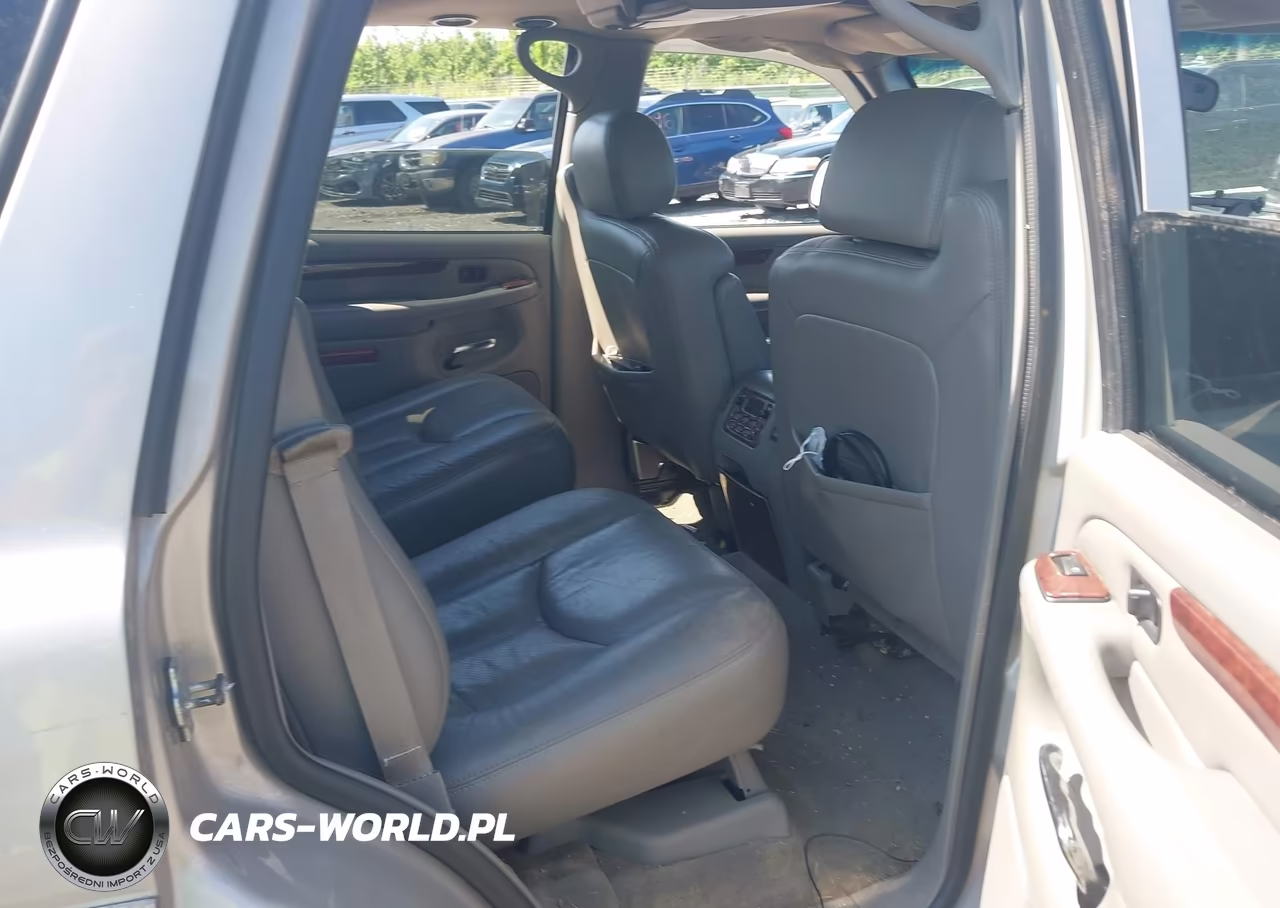 2005 Cadillac Escalade Standard VIN:1GYEK63N65R149567 - 8