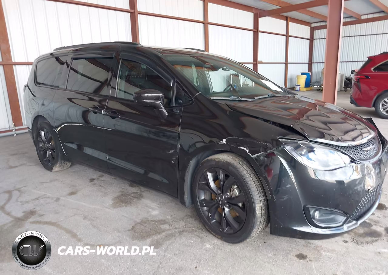 2019 Chrysler Pacifica Touring L – zdjęcie 1 z 16