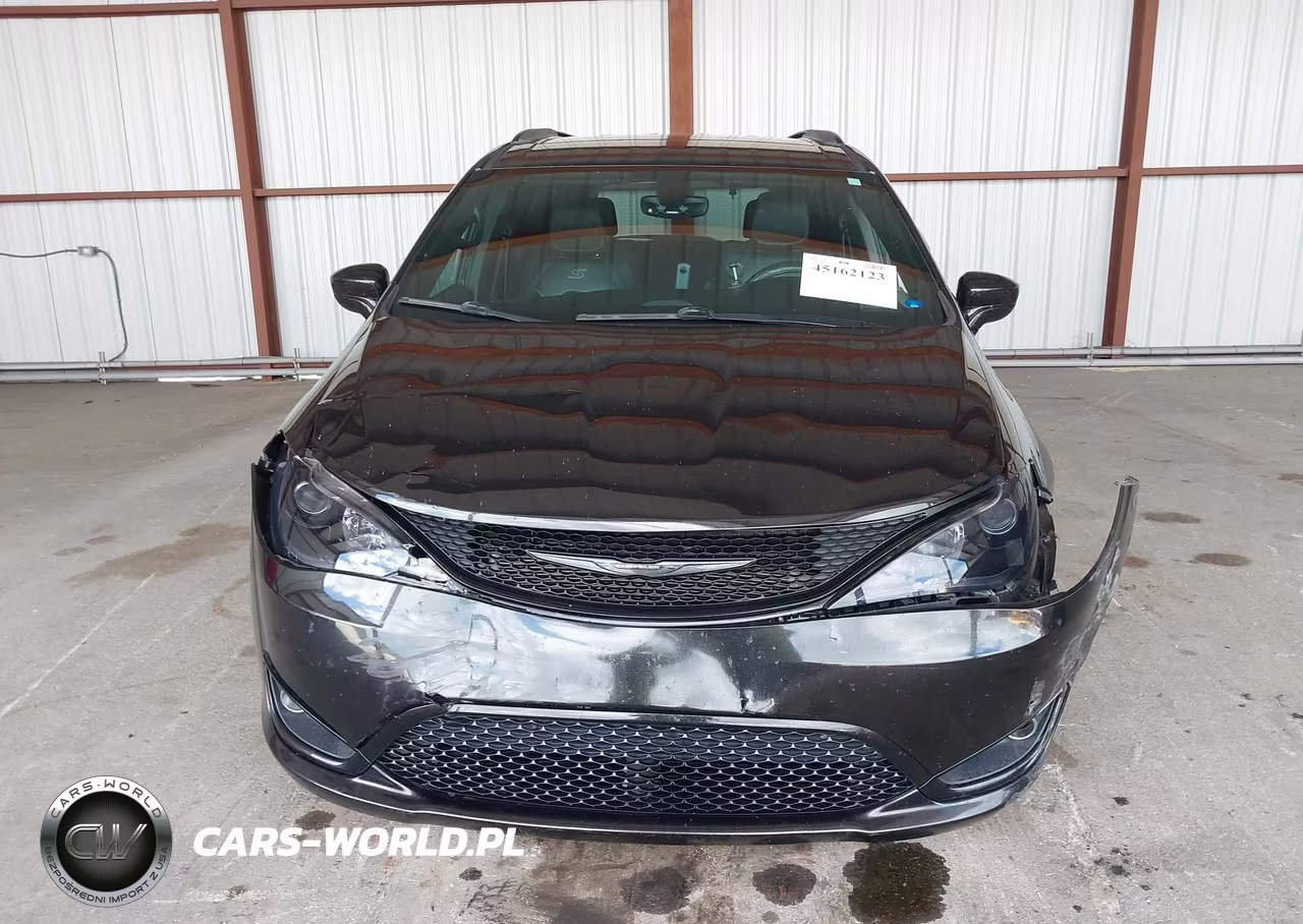 2019 Chrysler Pacifica Touring L VIN:2C4RC1BG4KR507538 - 12