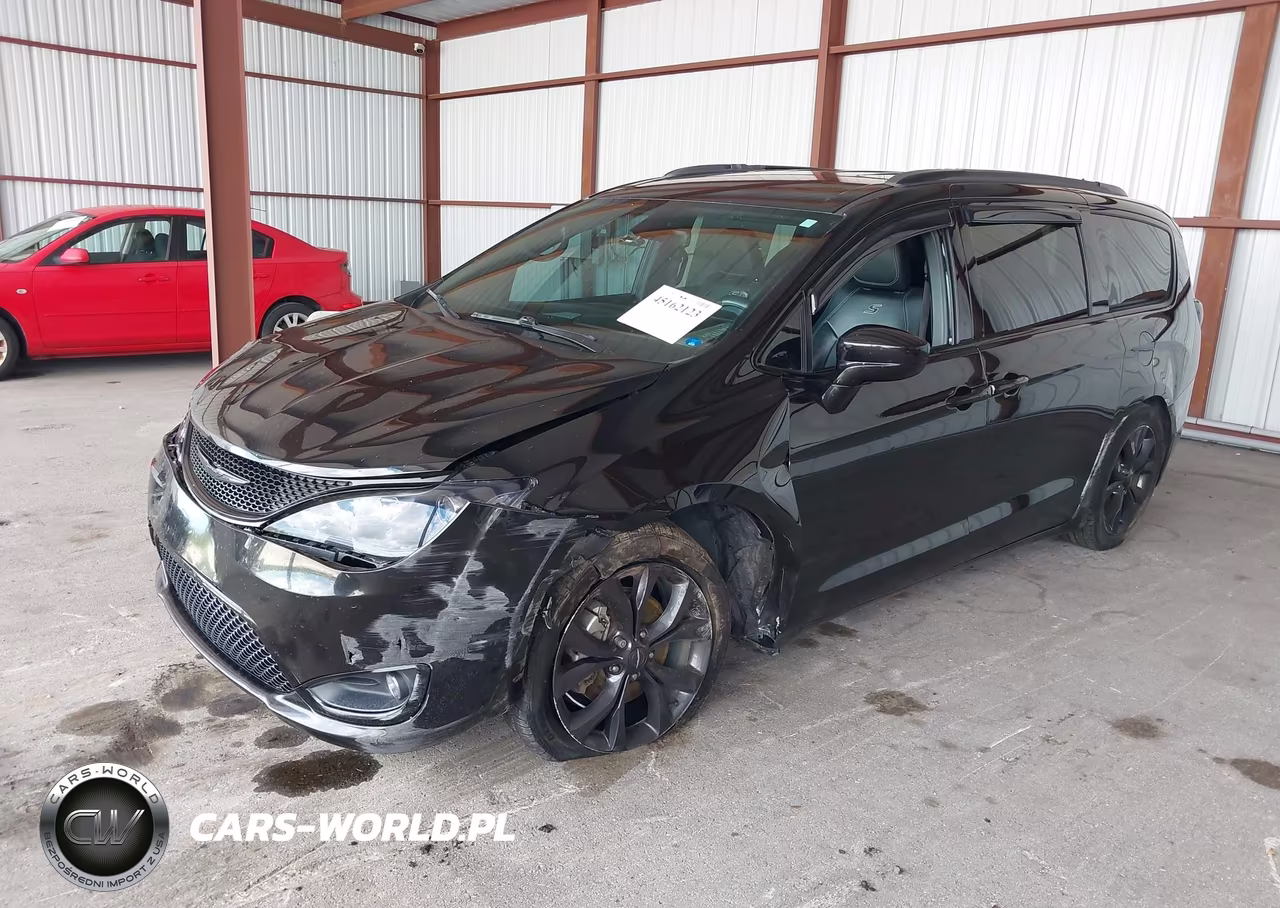 2019 Chrysler Pacifica Touring L VIN:2C4RC1BG4KR507538 - 2