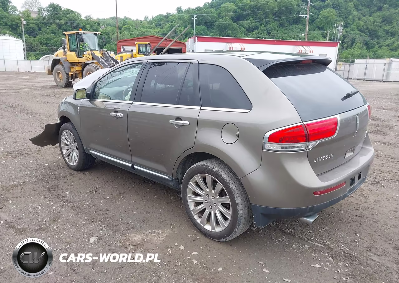 2012 Lincoln Mkx VIN:2LMDJ8JKXCBL10527 - 3