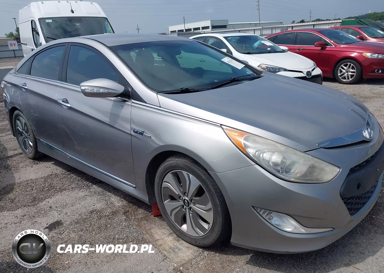 2013 Hyundai Sonata Hybrid Limited VIN:KMHEC4A48DA096218 - 13