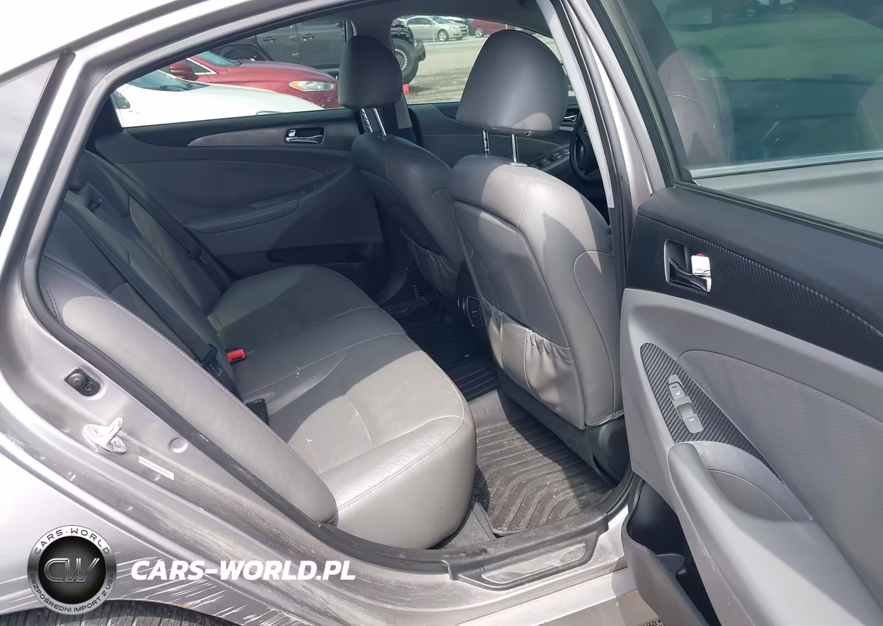 2013 Hyundai Sonata Hybrid Limited VIN:KMHEC4A48DA096218 - 8