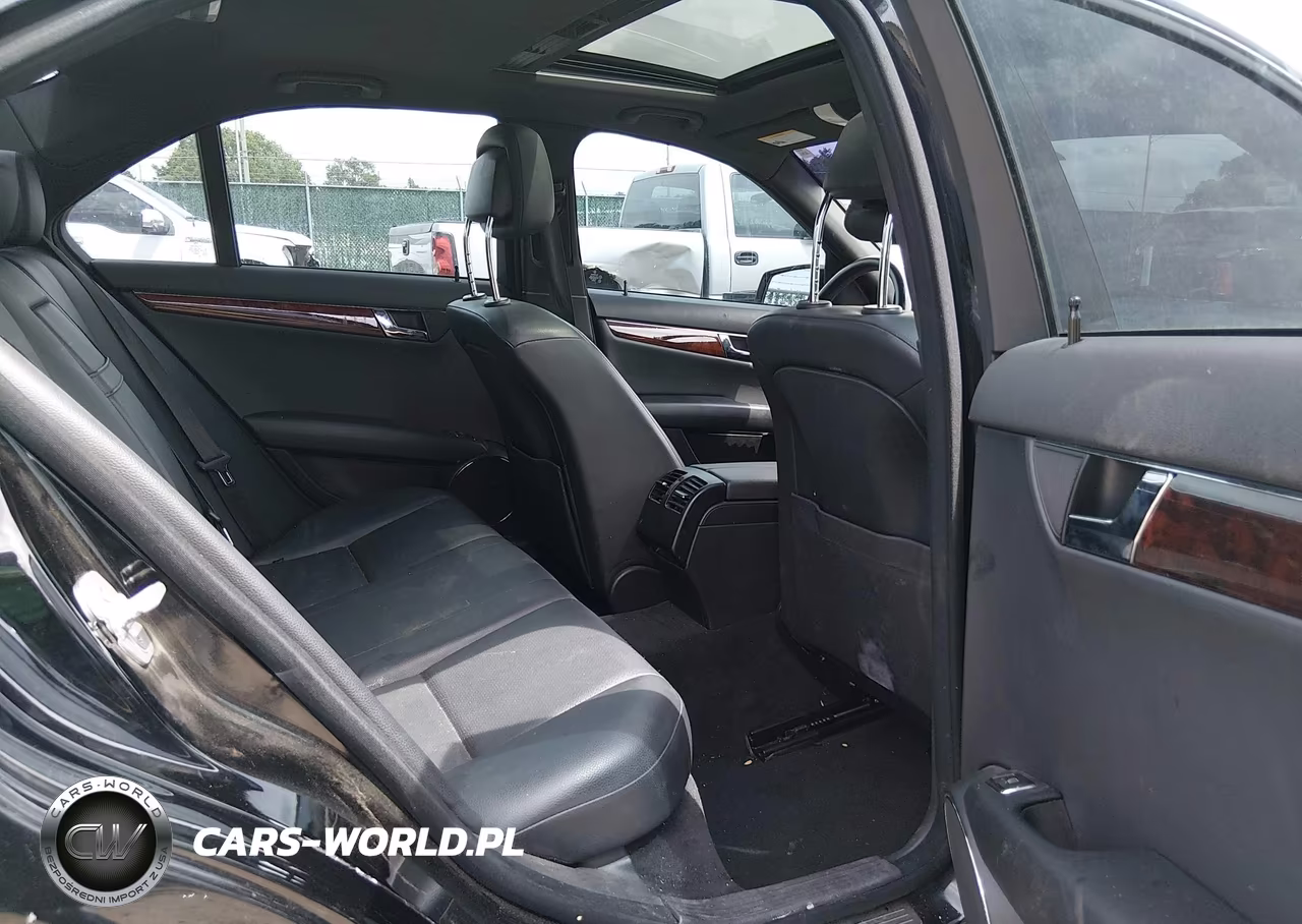 2010 Mercedes-Benz C 300 Luxury-Sport VIN:WDDGF5EB8AF445532 - 8
