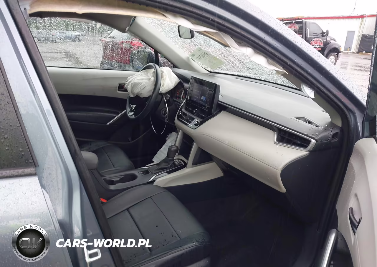 2022 Toyota Corolla Cross L VIN:7MUAAABG5NV009904 - 5