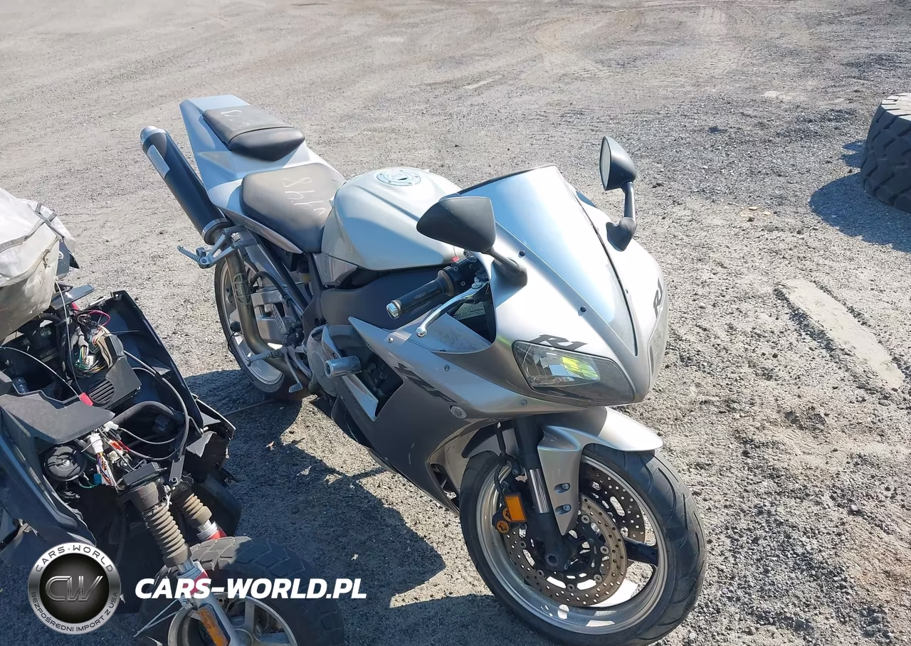 2002 Yamaha Yzfr1 – zdjęcie 1 z 13