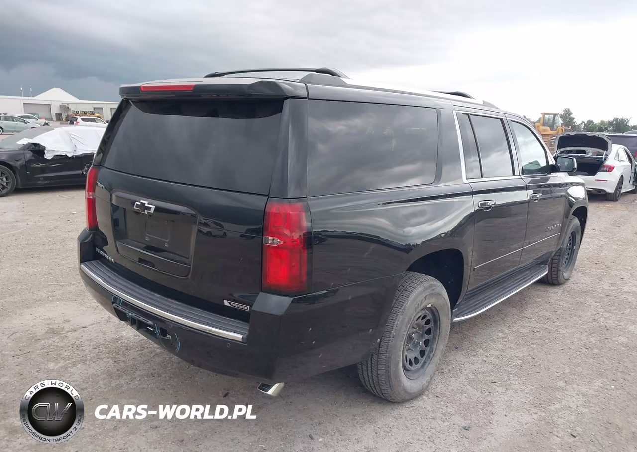2017 Chevrolet Suburban Premier VIN:1GNSKJKC0HR121609 - 4