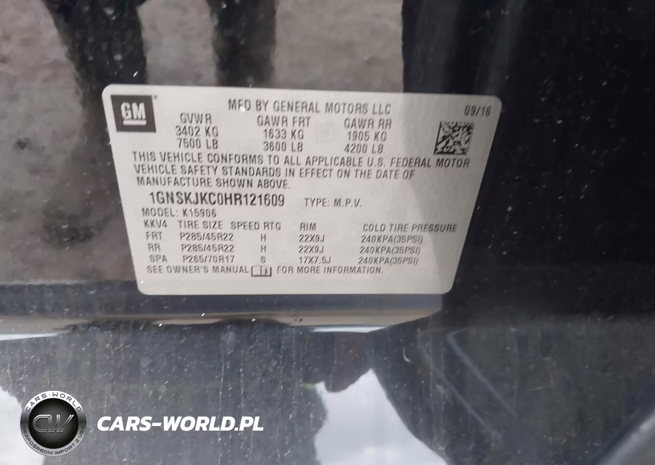 2017 Chevrolet Suburban Premier VIN:1GNSKJKC0HR121609 - 9