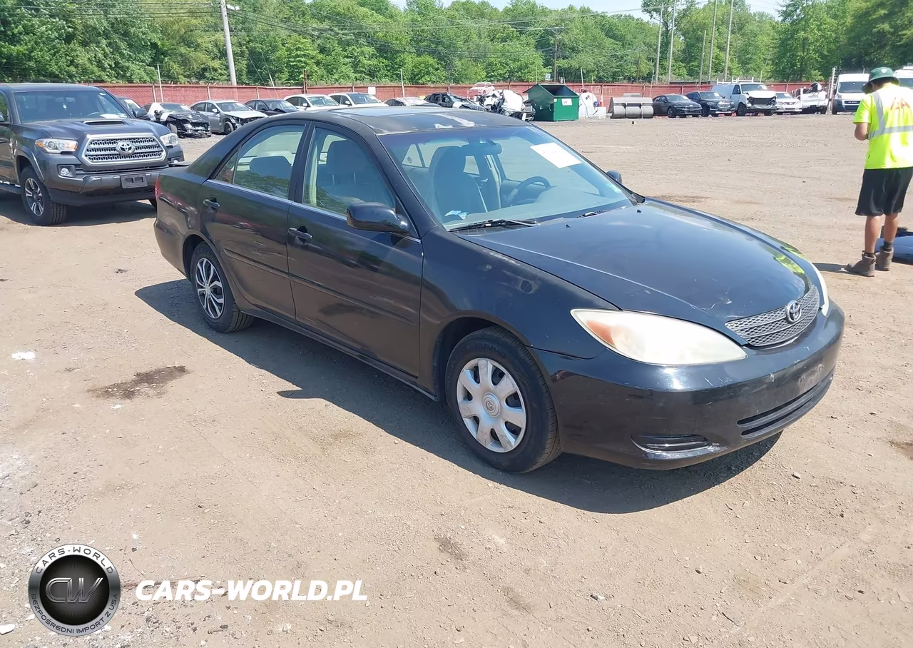 2004 Toyota Camry Le