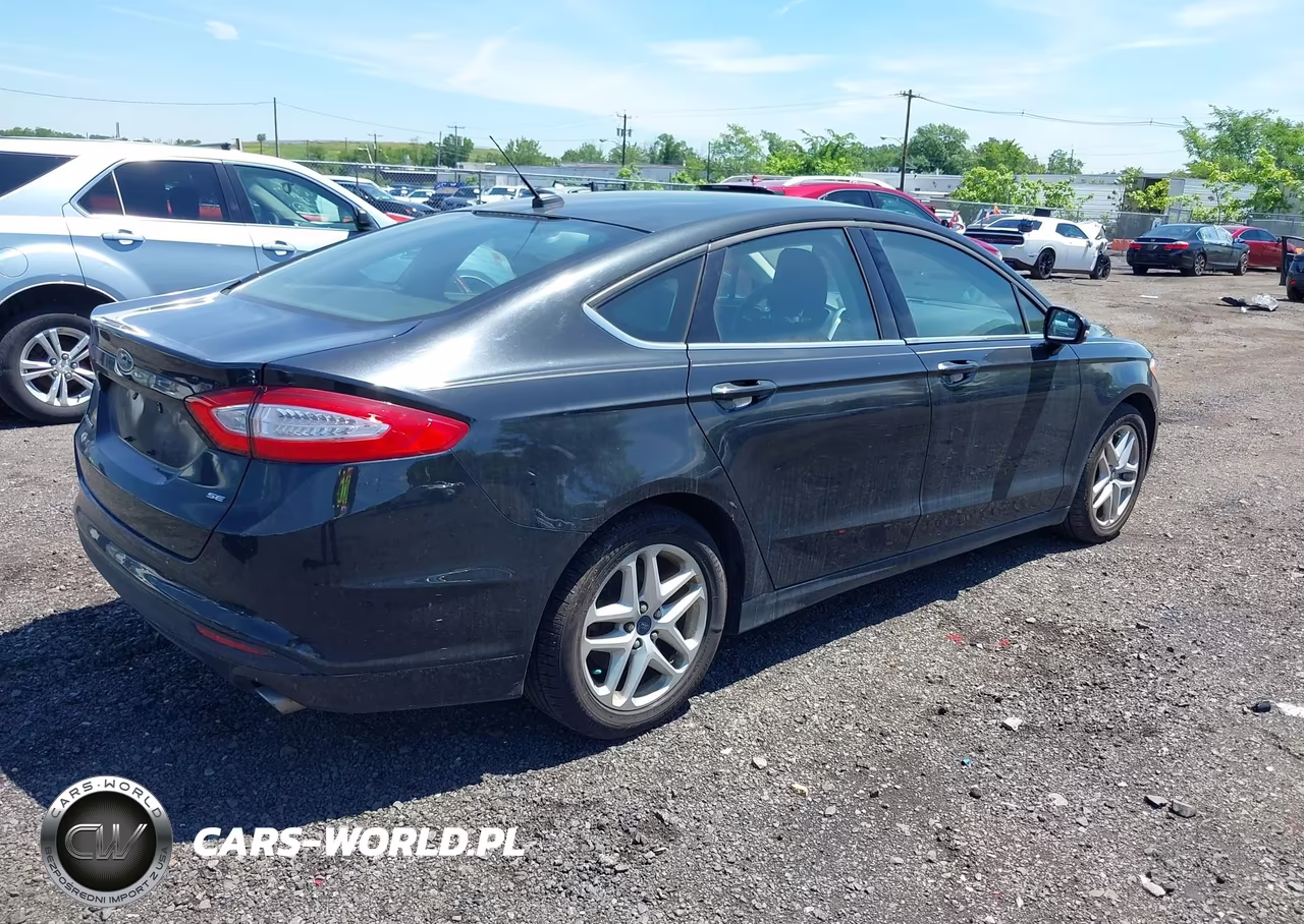 2014 Ford Fusion Se VIN:1FA6P0H78E5390711 - 4
