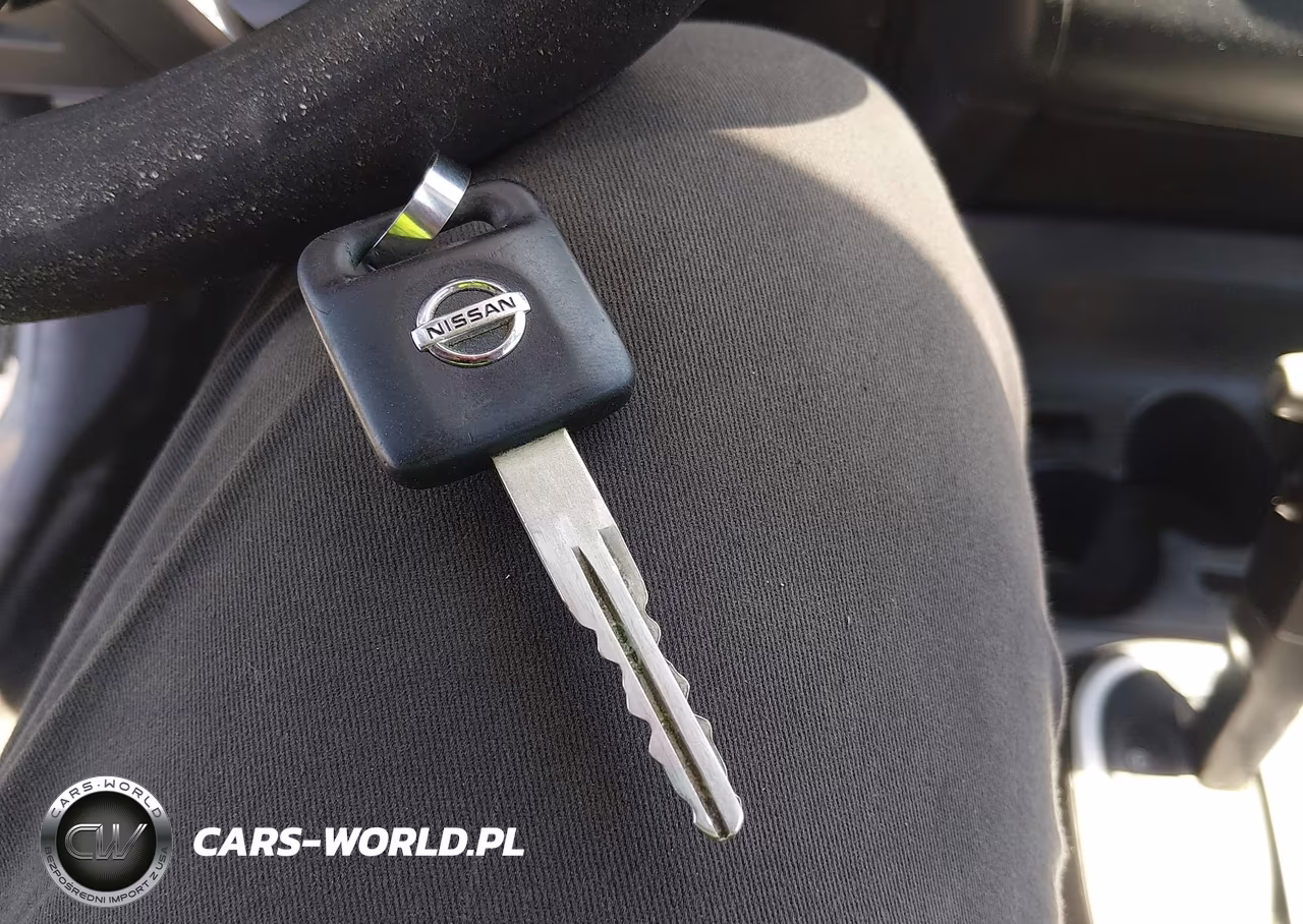 2010 Nissan Versa 1.8S VIN:3N1BC1CP5AL432685 - 11