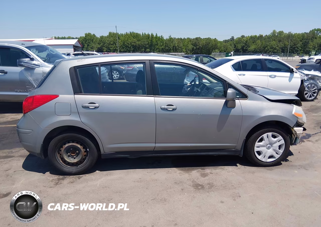 2010 Nissan Versa 1.8S VIN:3N1BC1CP5AL432685 - 14
