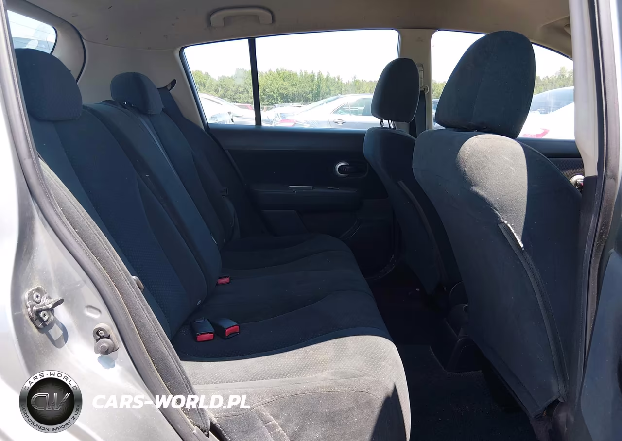 2010 Nissan Versa 1.8S VIN:3N1BC1CP5AL432685 - 8