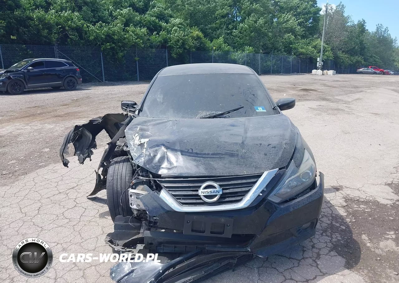 2018 Nissan Altima 2.5 Sr VIN:1N4AL3APXJC110925 - 11