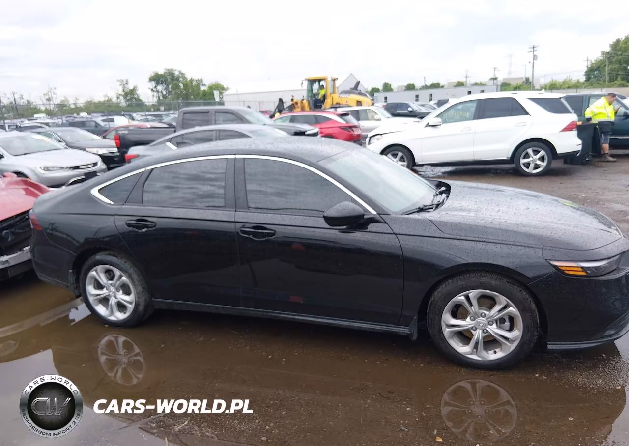 2025 Honda Accord Lx VIN:1HGCY1F27SA052325 - 12
