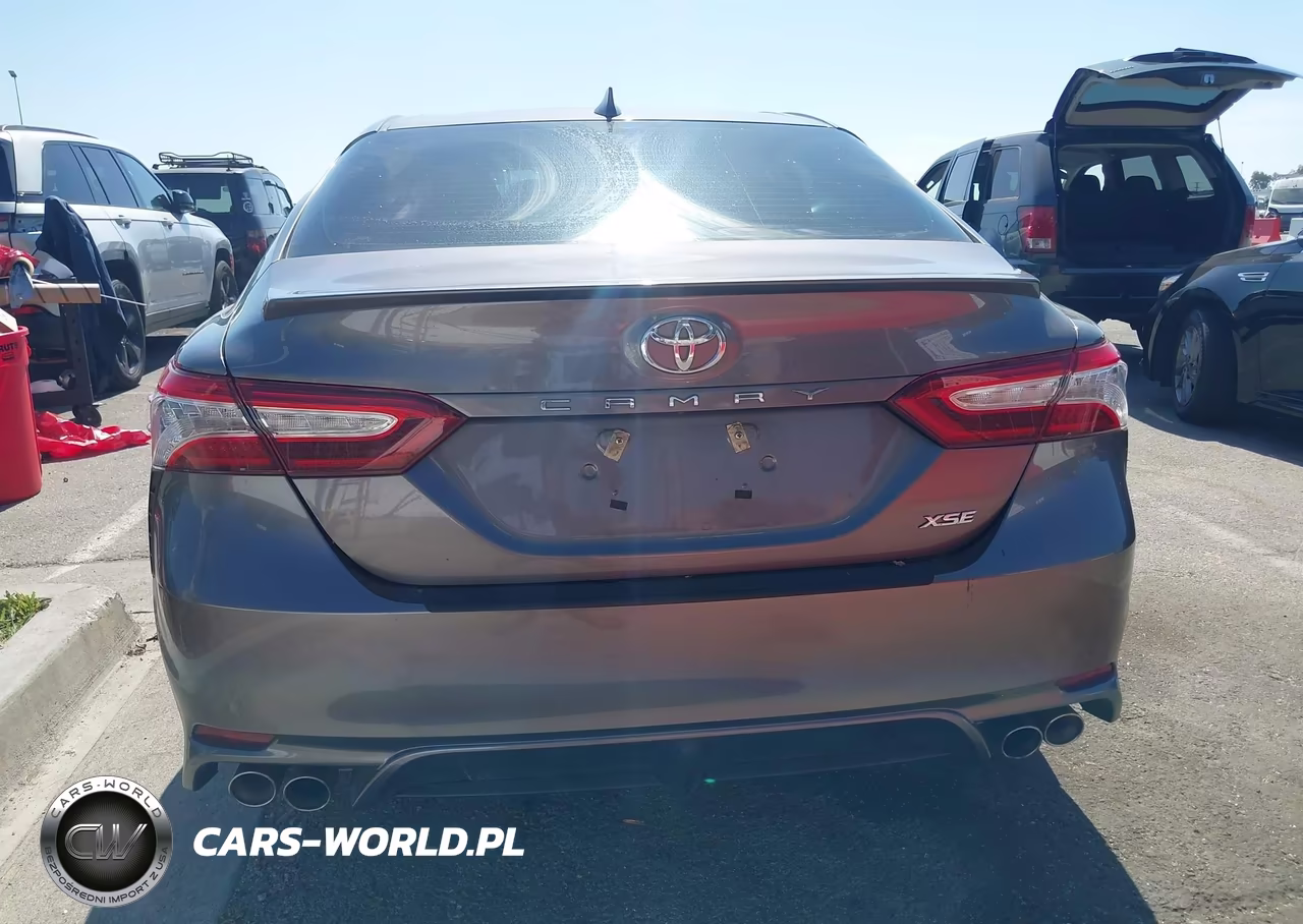 2020 Toyota Camry Xse VIN:4T1K61AK2LU981728 - 16