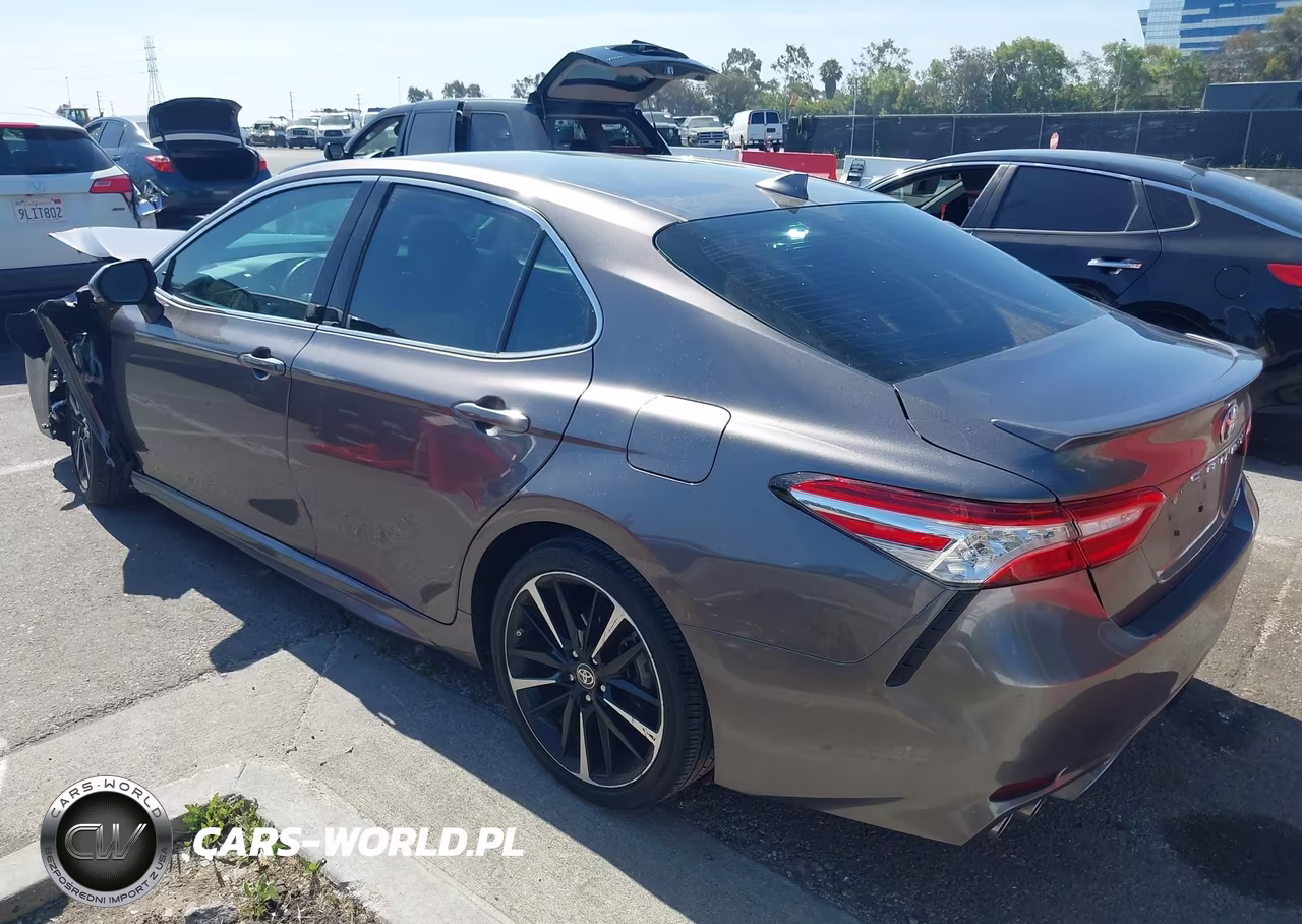 2020 Toyota Camry Xse VIN:4T1K61AK2LU981728 - 3