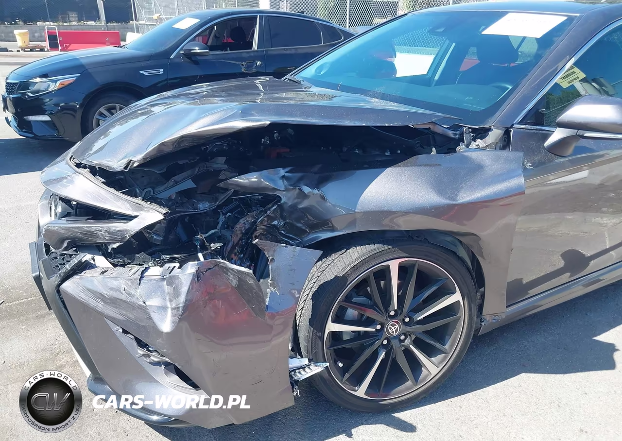 2020 Toyota Camry Xse VIN:4T1K61AK2LU981728 - 6
