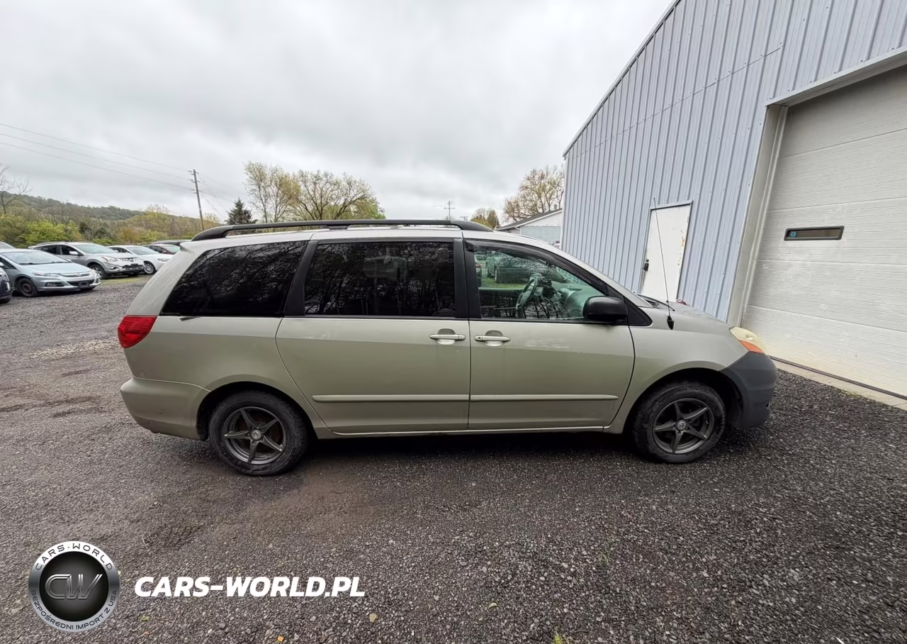 2007 Toyota Sienna Le VIN:5TDZK23C27S083702 - 14