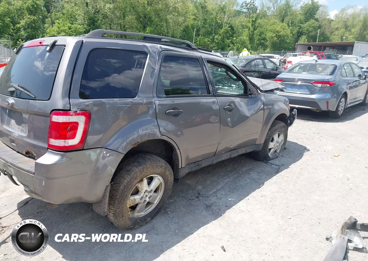 2012 Ford Escape Xlt VIN:1FMCU9D75CKB64457 - 4