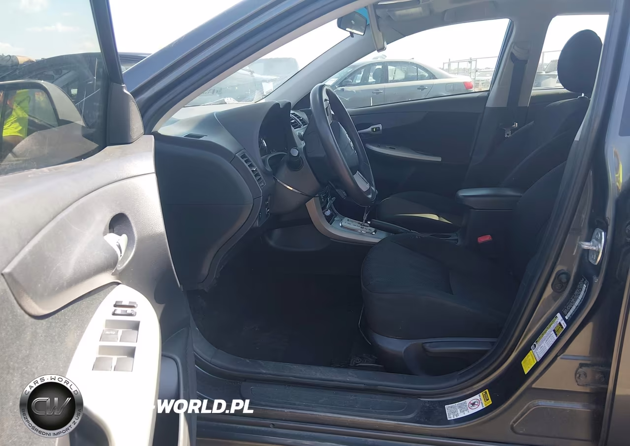 2011 Toyota Corolla Base VIN:2T1BU4EE5BC695156 - 5