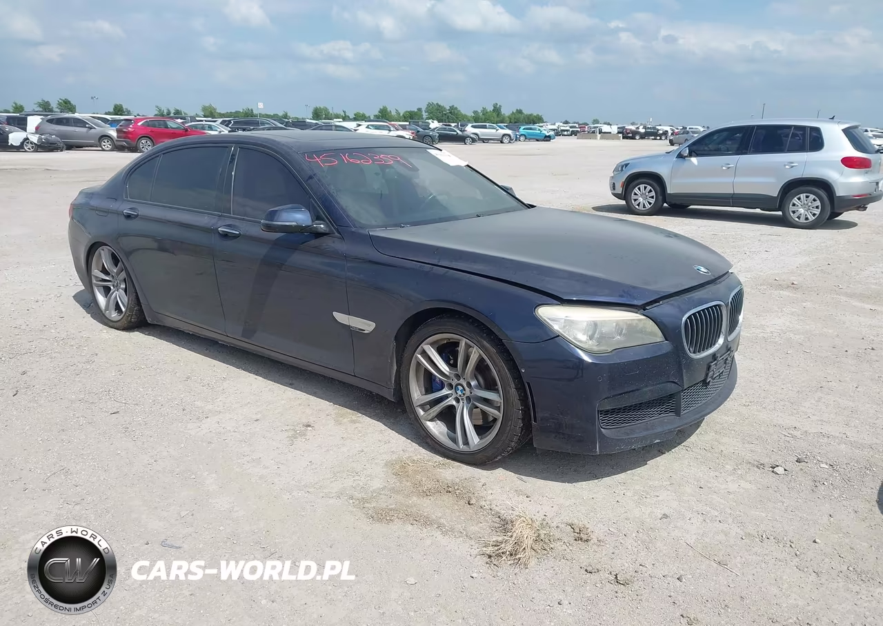 2013 BMW 750Li
