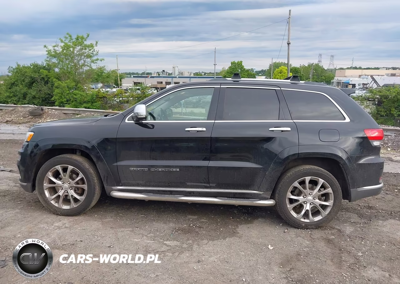 2019 Jeep Grand Cherokee Summit 4X4 VIN:1C4RJFJG3KC593406 - 13