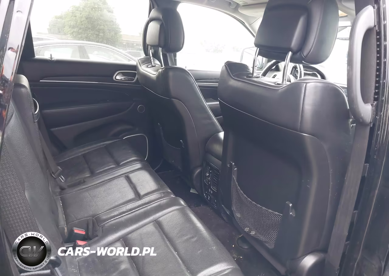 2019 Jeep Grand Cherokee Summit 4X4 VIN:1C4RJFJG3KC593406 - 8