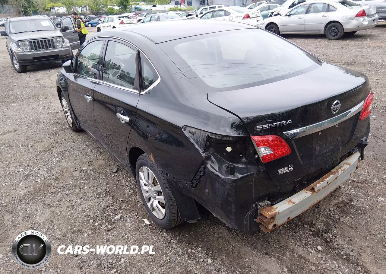 2015 Nissan Sentra S VIN:3N1AB7APXFY331088 - 3