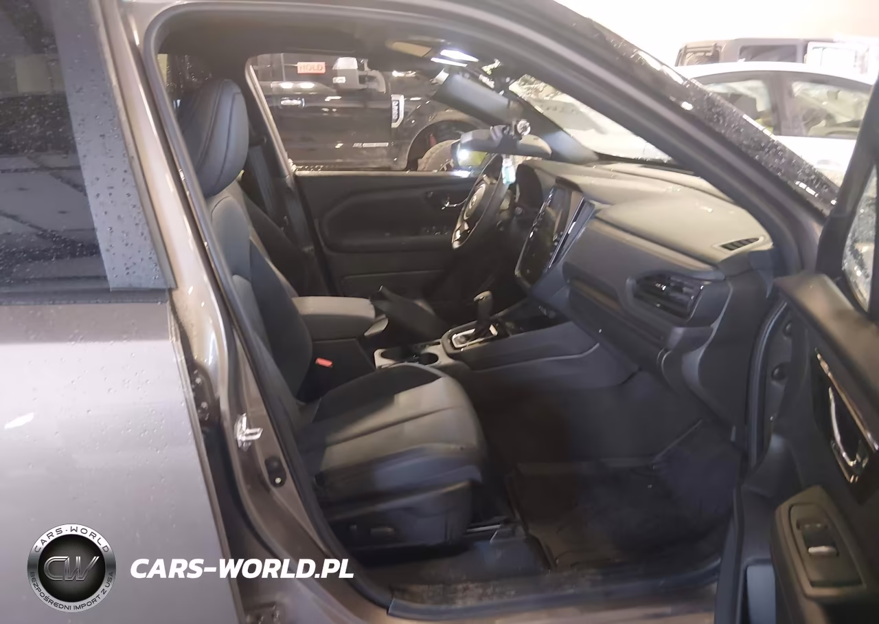 2025 Subaru Forester Touring Hybrid VIN:JF2SLSTD3SH421792 - 5