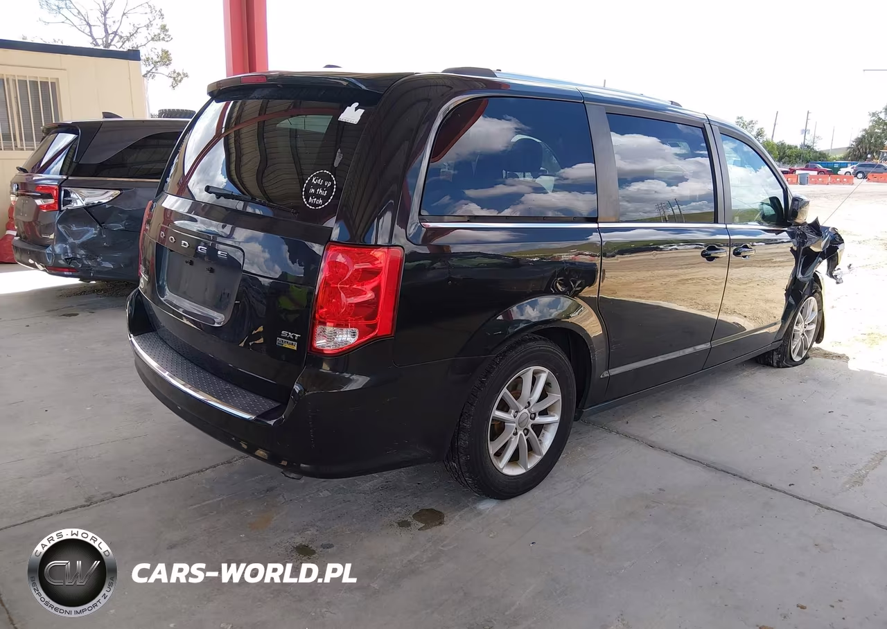 2019 Dodge Grand Caravan Sxt VIN:2C4RDGCG0KR562695 - 4