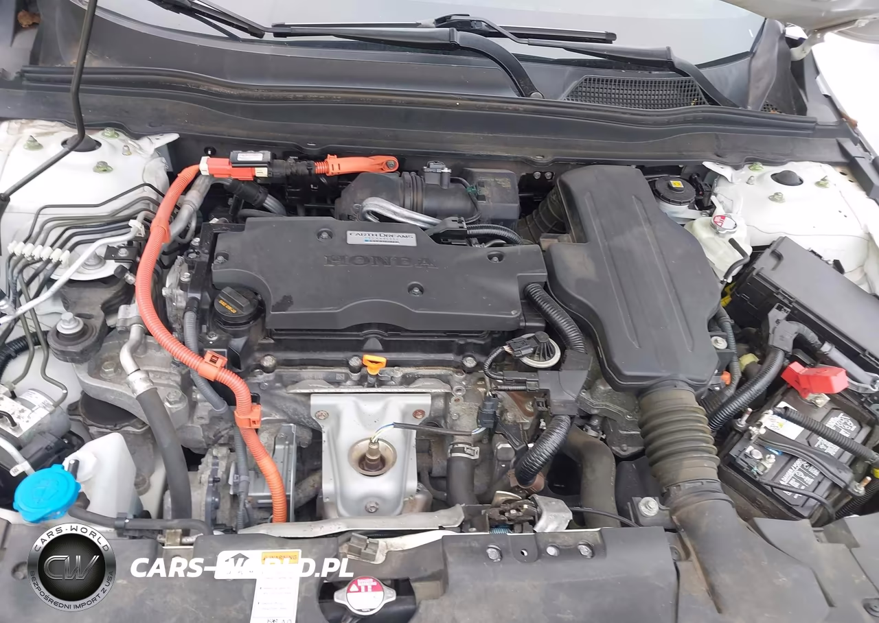 2018 Honda Accord Hybrid VIN:1HGCV3F17JA000882 - 10