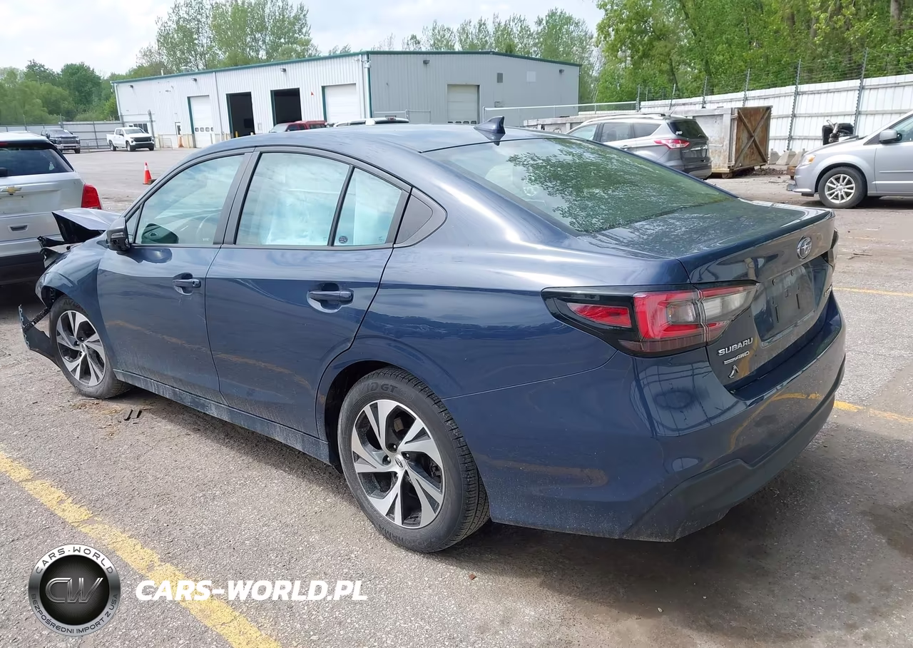 2023 Subaru Legacy Premium VIN:4S3BWAC63P3009801 - 3